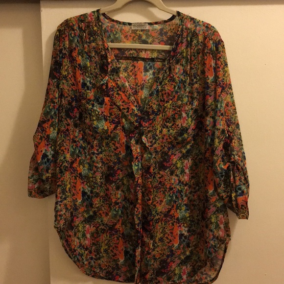 Multi color top - Picture 1 of 2